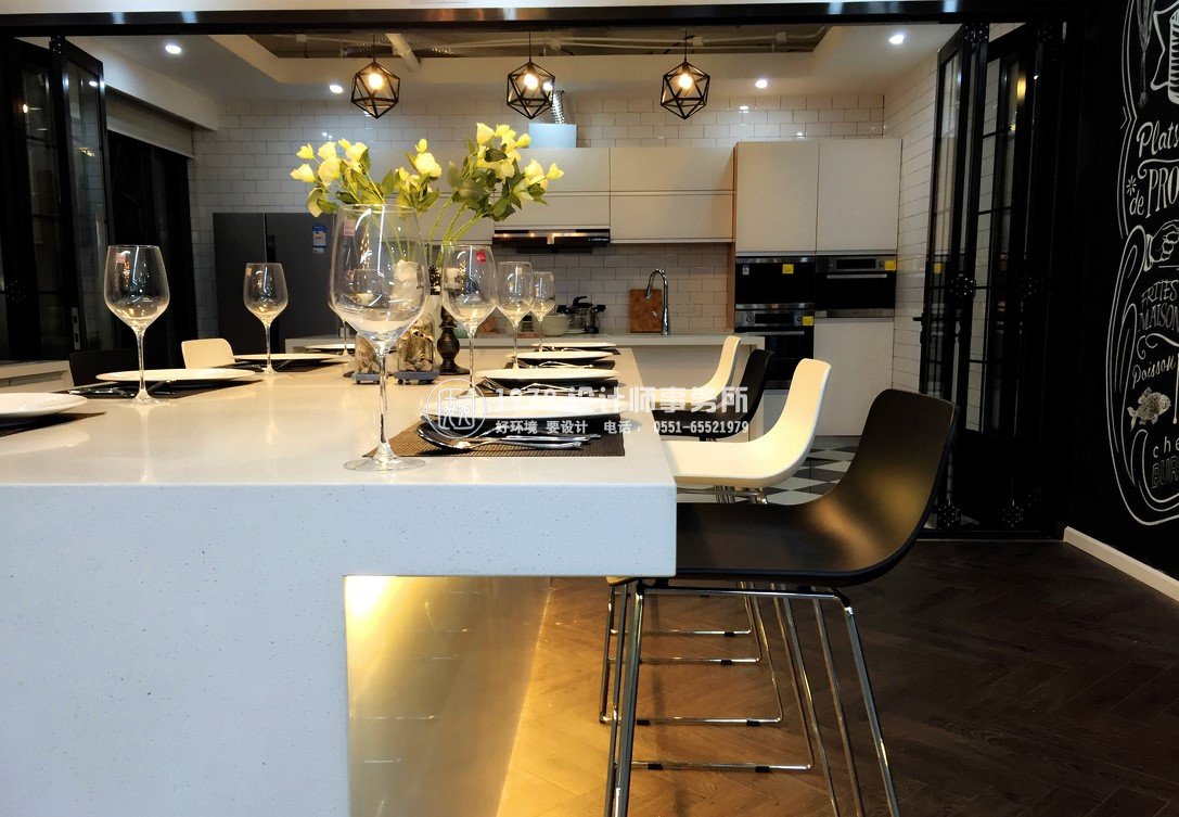 老屋印象辦公室設(shè)計(jì)之員工飲食區(qū)域設(shè)計(jì)效果圖